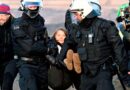 La activista sueca Greta Thunberg fue detenida tras protestar contra una mina de carbón en Alemania